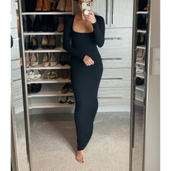 SKIMS Lounge Ribbed Long Sleeve Maxi Dress in Onyx Black Size Medium - Picture 13 of 16